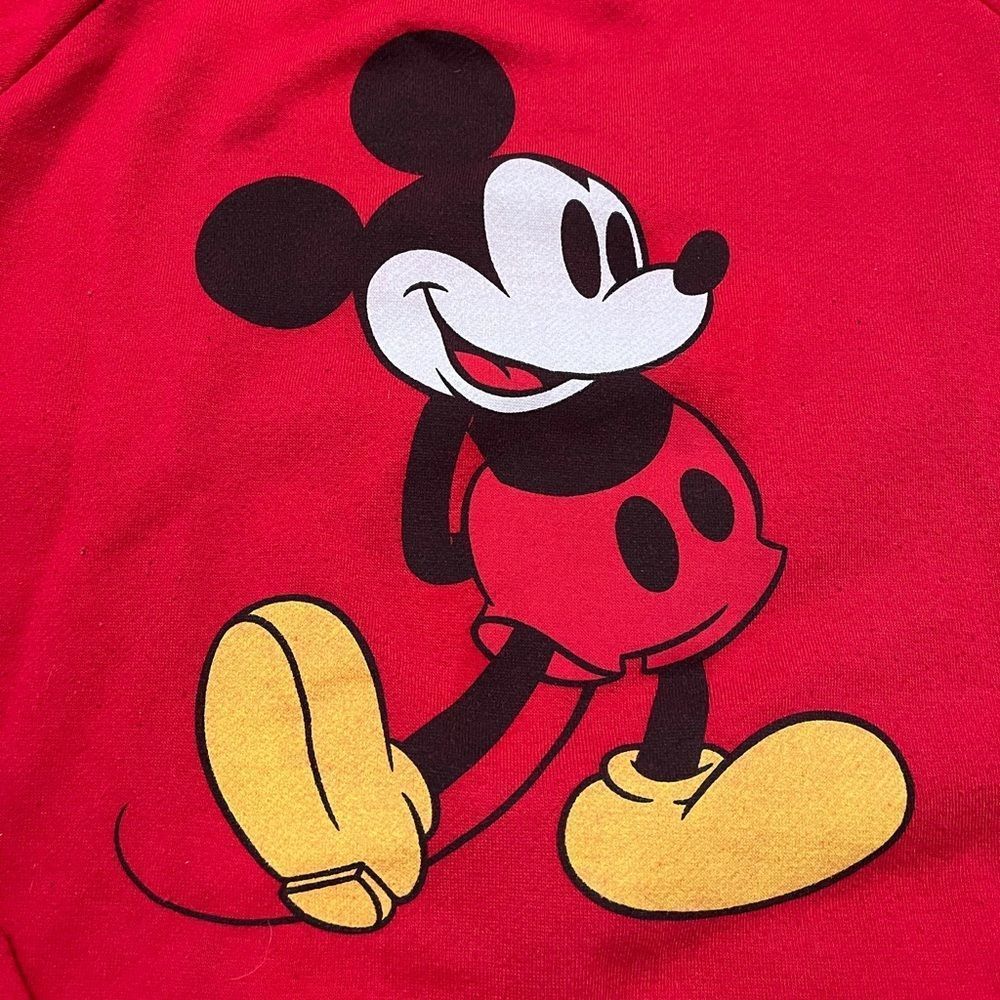 Disney varsity pullover crew sweater size xl Mickey Mouse
